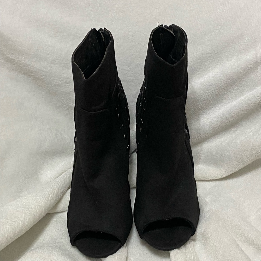Leila Stone Black Peep-Toe Ankle Booties